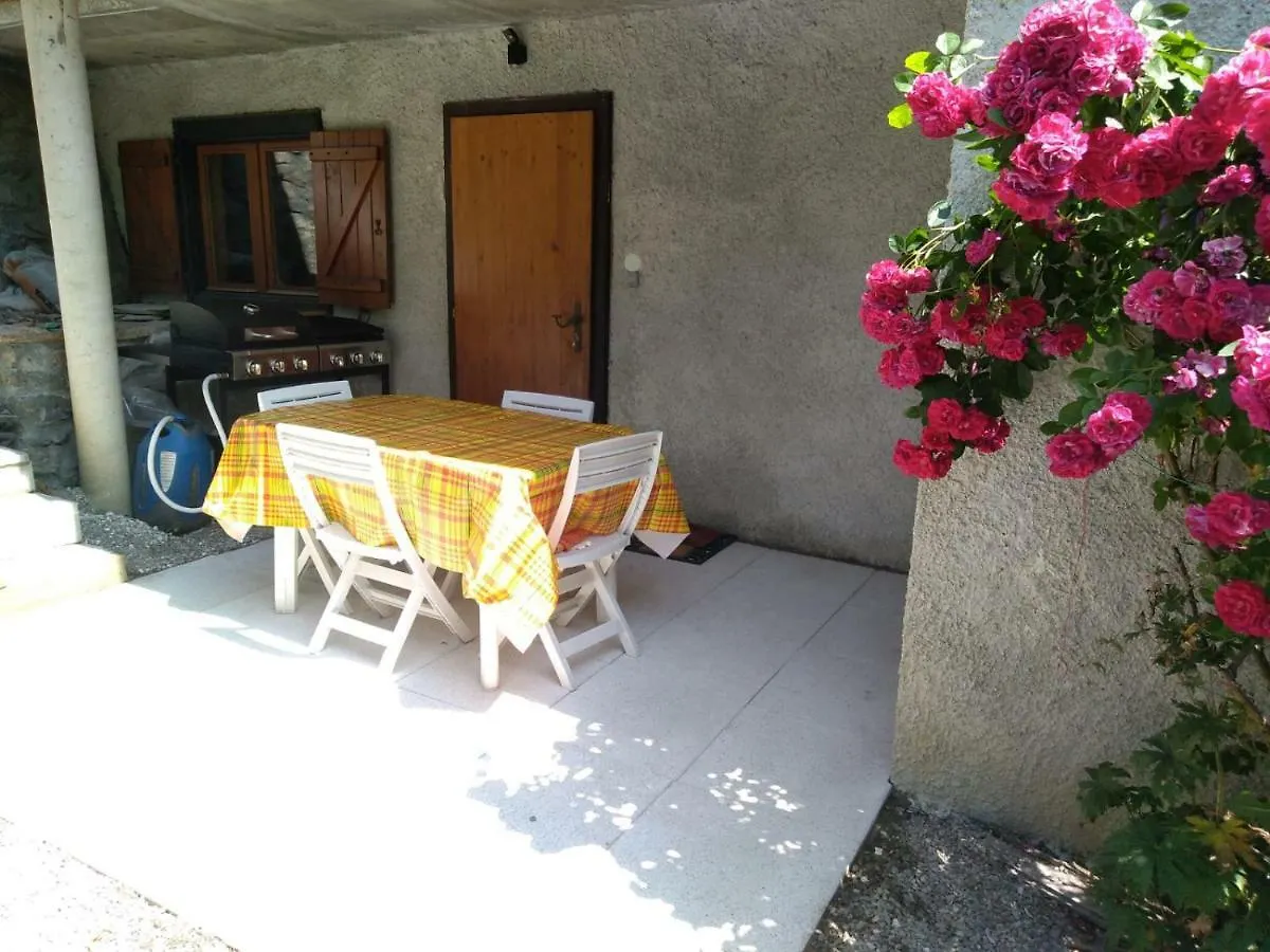 Bel Appartement Au Rez De Chaussee D'Un Chalet Jarrier 0*,